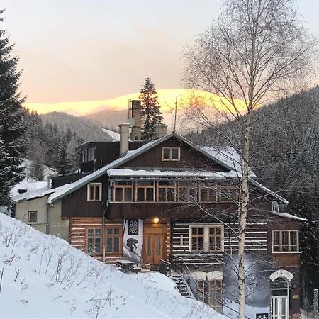 Penzion Skibikepec Pec pod Sněžkou Zewnętrze zdjęcie