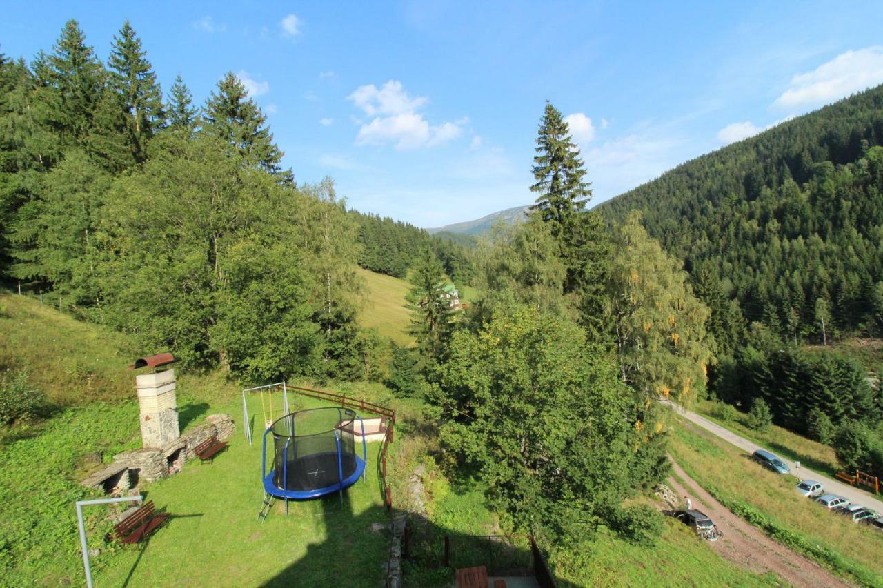 Penzion Skibikepec Pec pod Sněžkou Zewnętrze zdjęcie